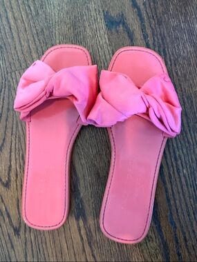 kate spade Coral Pink Knotted Bow Slide Sandals